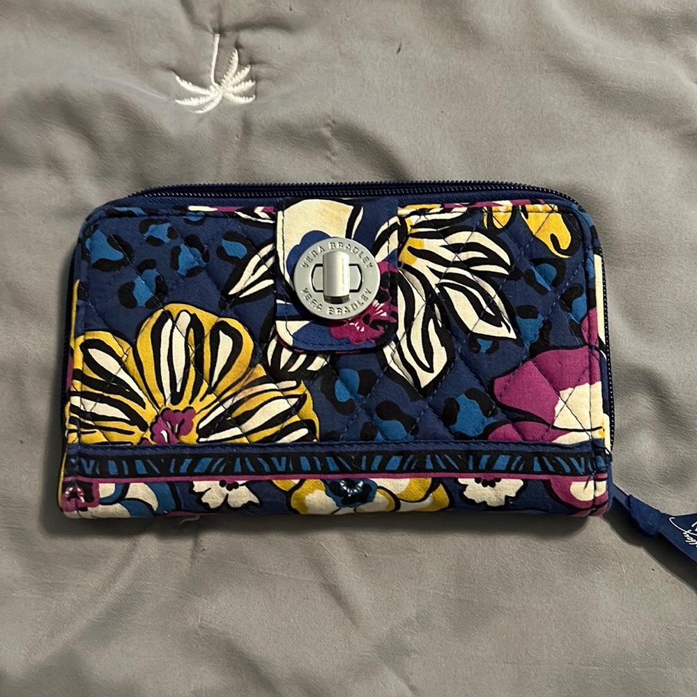 Vera Bradley wallet